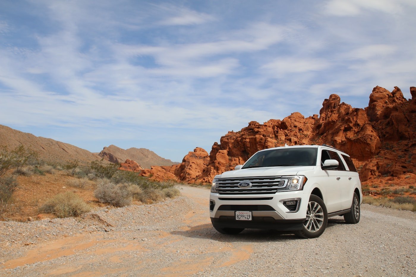 SUV / Innova